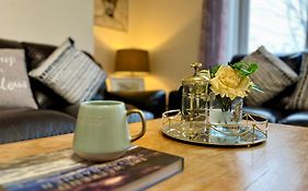 Cosy Apartment Glasgow Airport